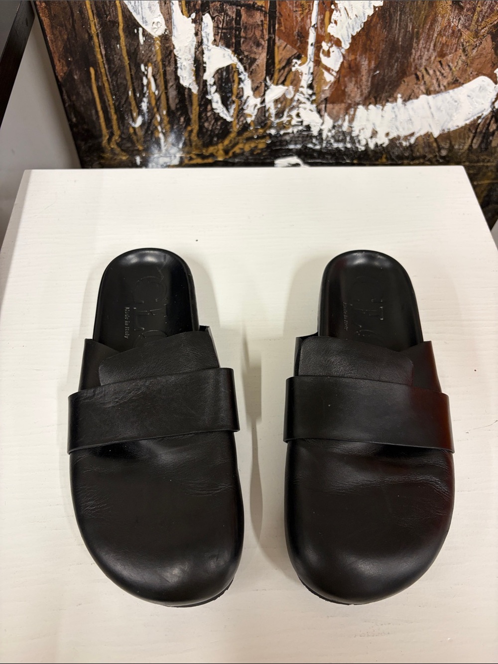 Closed Effortless Black Clogs